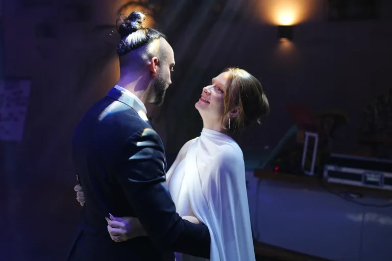 הריקוד הראשון של חתן וכלה